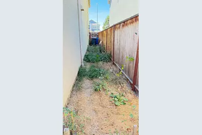 755 Alicante Dr, Hollister, CA 95023 - Photo 31