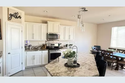 755 Alicante Dr, Hollister, CA 95023 - Photo 13