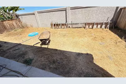 755 Alicante Dr, Hollister, CA 95023 - Photo 29