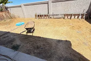 755 Alicante Dr, Hollister, CA 95023 - Photo 29