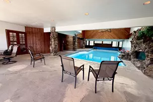 569 Lucerne Way, South Lake Tahoe, CA 96150 - Photo 3