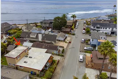 320 35th Ave, Santa Cruz, CA 95062 - Photo 1