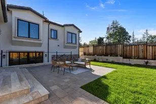 18071 Saratoga-Los Gatos Rd, Monte Sereno, CA 95030 - Photo 45