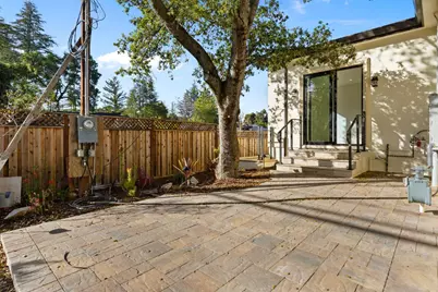 18071 Saratoga Los Gatos Rd, Monte Sereno, CA 95030 - Photo 47