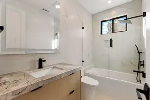 18071 Saratoga-Los Gatos Rd, Monte Sereno, CA 95030 - Photo 51