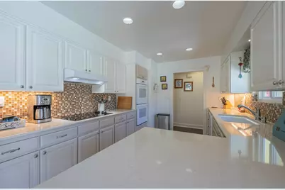 18101 Berta Canyon Rd, Salinas, CA 93907 - Photo 13