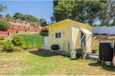 18101 Berta Canyon Rd, Salinas, CA 93907 - Photo 29