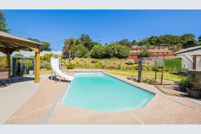 18101 Berta Canyon Rd, Salinas, CA 93907 - Photo 3