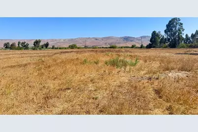 10868 Dougherty Ave, Morgan Hill, CA 95037 - Photo 5