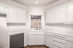 1500 Scenic Dr 18, Modesto, CA 95355 - Photo 9