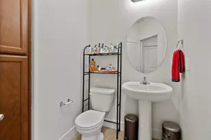 572 St Helena Dr, Newman, CA 95360 - Photo 13