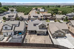 572 St Helena Dr, Newman, CA 95360 - Photo 37