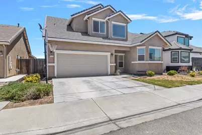 572 St Helena Dr, Newman, CA 95360 - Photo 1