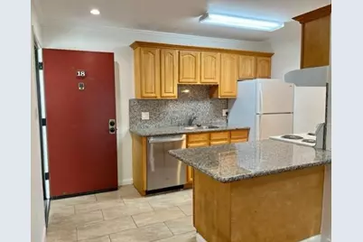 405 Piccadilly Pl 18, San Bruno, CA 94066 - Photo 1