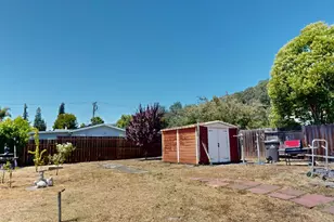 3939 Edgemoor Pl, Oakland, CA 94605 - Photo 21