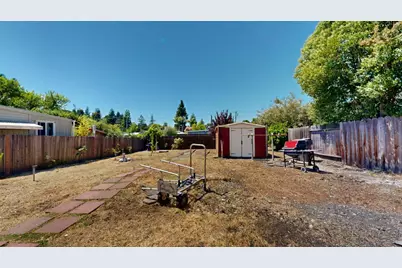 3939 Edgemoor Pl, Oakland, CA 94605 - Photo 19