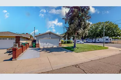 2001 Jerry Ln, Lodi, CA 95242 - Photo 1