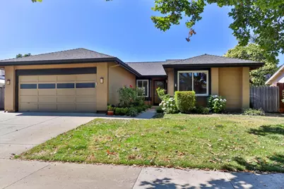 970 W 6th St, Gilroy, CA 95020 - Photo 1