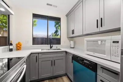 6043 Joaquin Murieta Ave B, Newark, CA 94560 - Photo 1