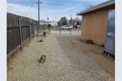 7440 38th Ave, Sacramento, CA 95824 - Photo 7