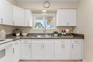 5806 Blossom Ave, San Jose, CA 95123 - Photo 11