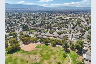 476 Branham Ln, San Jose, CA 95111 - Photo 27