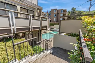 2411 Carlmont Dr 110, Belmont, CA 94002 - Photo 15