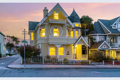 132 Forest Ave, Pacific Grove, CA 93950 - Photo 3