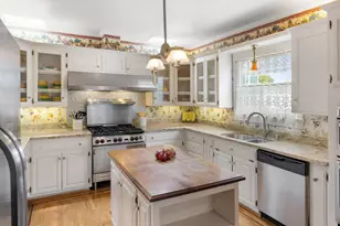 132 Forest Ave, Pacific Grove, CA 93950 - Photo 11