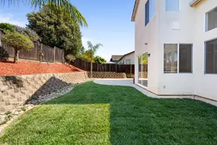 1101 Freedom Dr, Hollister, CA 95023 - Photo 37