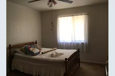 413,411 Fig St, Madera, CA 93638 - Photo 17