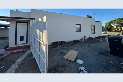 54 Katherine Ave, Salinas, CA 93901 - Photo 17