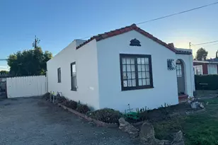 54 Katherine Ave, Salinas, CA 93901 - Photo 1