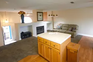 258 E E St, Benicia, CA 94510 - Photo 5