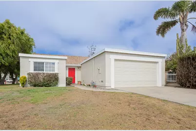 1076 Sherman Dr, Salinas, CA 93907 - Photo 1