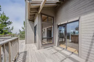 3587 Eastfield Ct, Carmel, CA 93923 - Photo 15