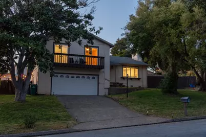 15105 Charter Oak Blvd, Salinas, CA 93907 - Photo 1