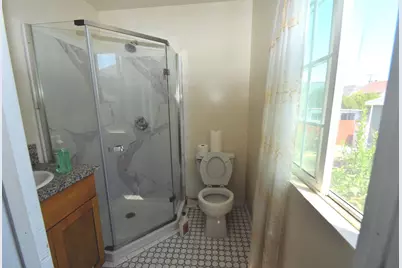 3306 Market St, Emeryville, CA 94608 - Photo 13