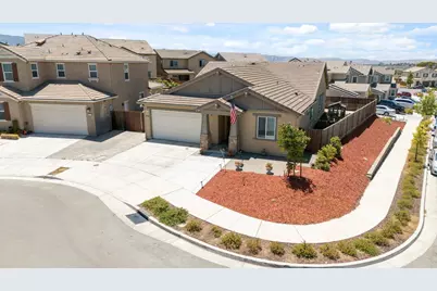 410 Thistle Ct, Hollister, CA 95023 - Photo 1
