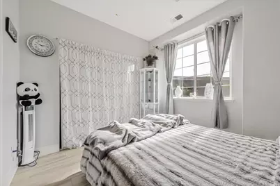 749 Bonita Pl, San Jose, CA 95116 - Photo 23