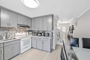 749 Bonita Pl, San Jose, CA 95116 - Photo 11