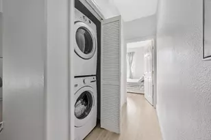 749 Bonita Pl, San Jose, CA 95116 - Photo 27