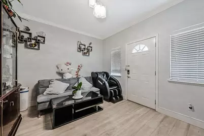 749 Bonita Pl, San Jose, CA 95116 - Photo 7