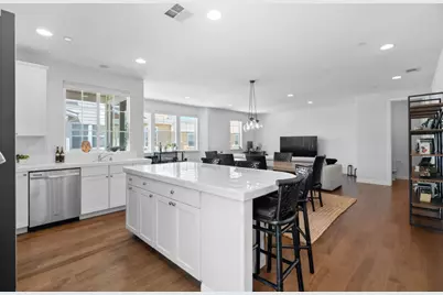 641 Turnbuckle Dr 1701, Redwood City, CA 94063 - Photo 3