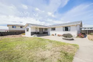 225 Carmel Ave, Marina, CA 93933 - Photo 1