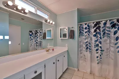 19690 N Highway 99 26, Acampo, CA 95220 - Photo 17