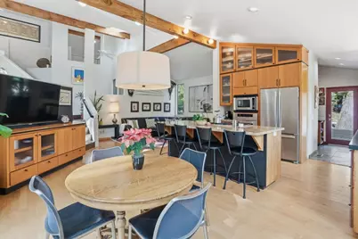 19118 Old Vineyard Rd, Los Gatos, CA 95033 - Photo 17