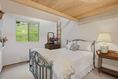 19118 Old Vineyard Rd, Los Gatos, CA 95033 - Photo 29