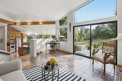 19118 Old Vineyard Rd, Los Gatos, CA 95033 - Photo 11