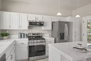 3349 Midtown Pl, San Jose, CA 95136 - Photo 9